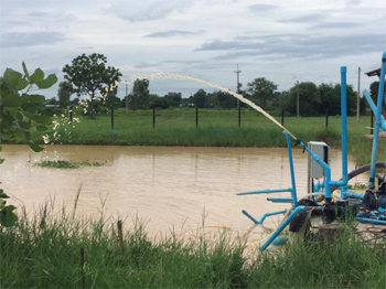 Pompe &agrave; eau solaire
